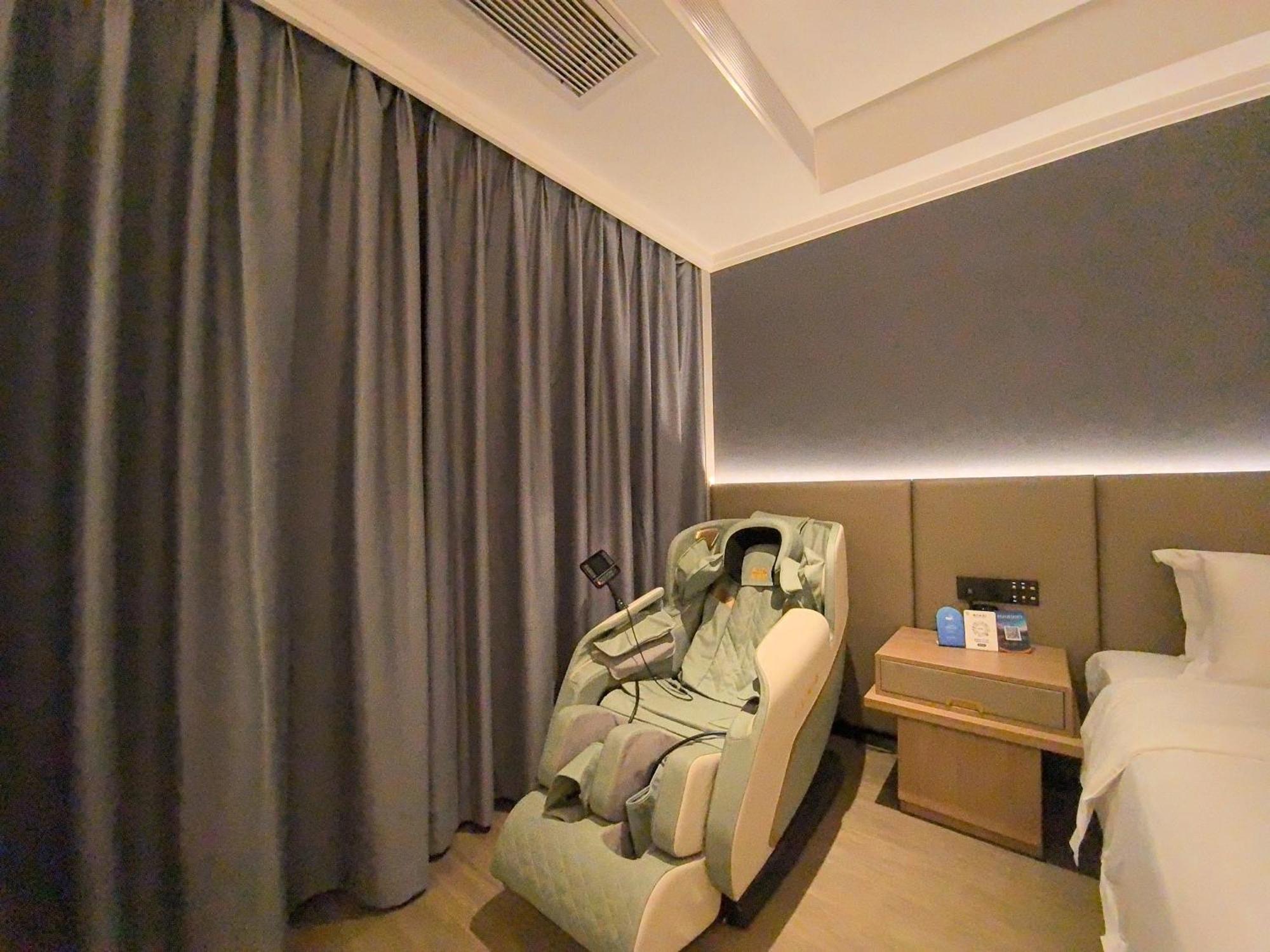 Luyue Hotel Movie Hotel Huaqiangbei Convention And Exhibition Center Branch Шэньчжэнь Экстерьер фото