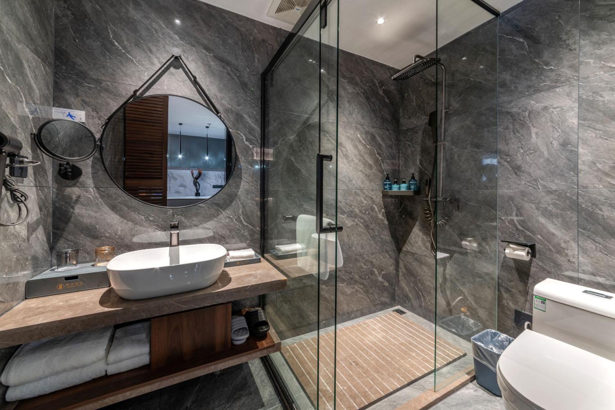 Luyue Hotel Movie Hotel Huaqiangbei Convention And Exhibition Center Branch Шэньчжэнь Экстерьер фото