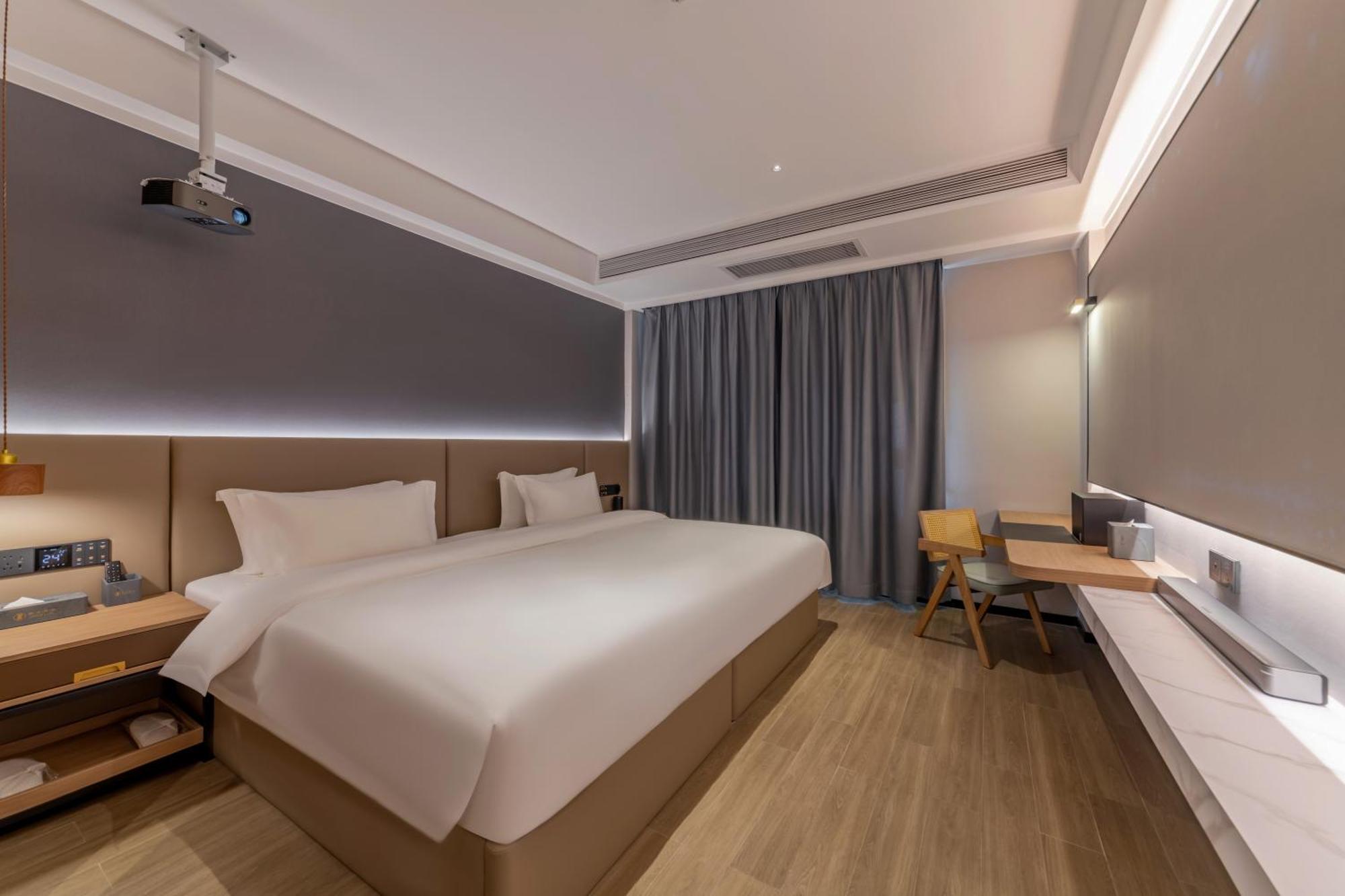 Luyue Hotel Movie Hotel Huaqiangbei Convention And Exhibition Center Branch Шэньчжэнь Экстерьер фото