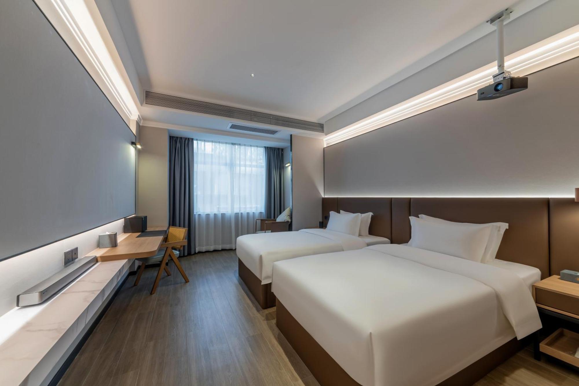 Luyue Hotel Movie Hotel Huaqiangbei Convention And Exhibition Center Branch Шэньчжэнь Экстерьер фото