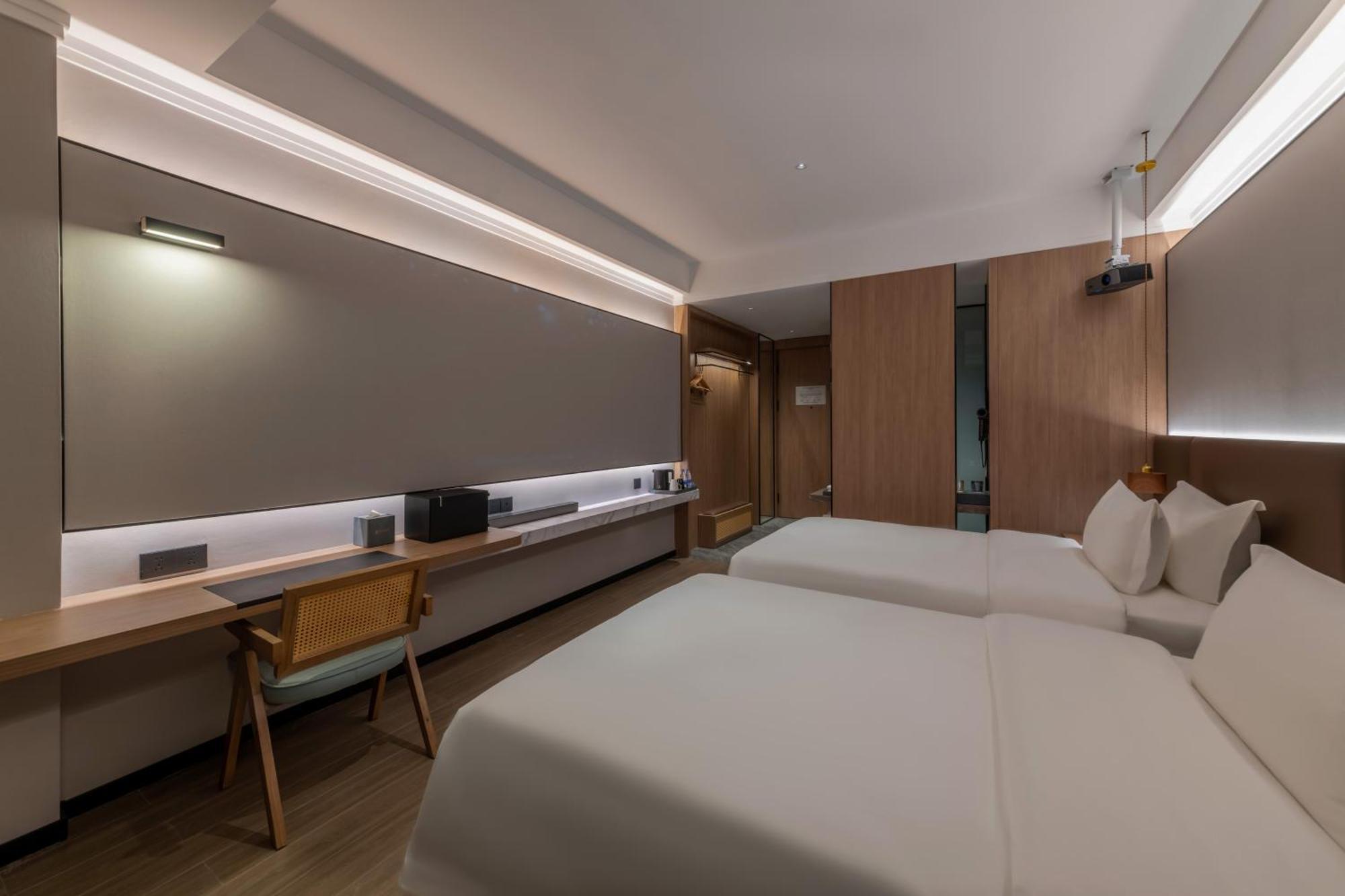 Luyue Hotel Movie Hotel Huaqiangbei Convention And Exhibition Center Branch Шэньчжэнь Экстерьер фото