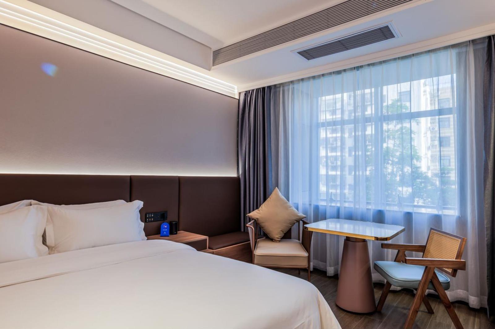 Luyue Hotel Movie Hotel Huaqiangbei Convention And Exhibition Center Branch Шэньчжэнь Экстерьер фото